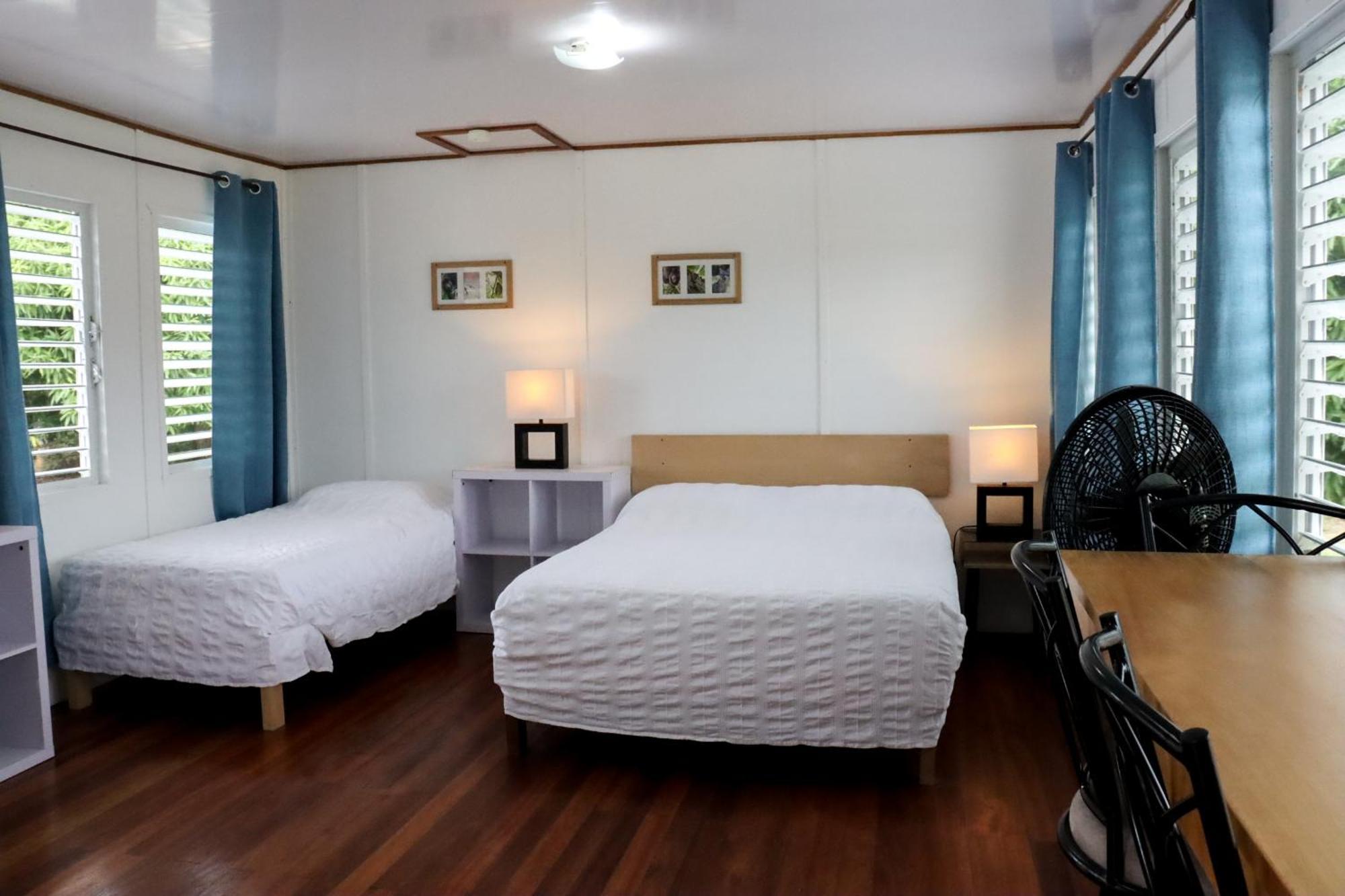 Horse Cottage Sarteneja Ngoại thất bức ảnh
